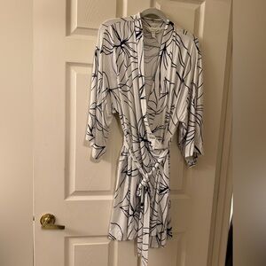 Soma Robe with Tie Waist blue/cream Lg/XL